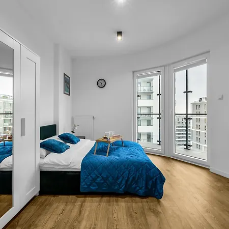 Wola - 9th Floor With Balcony - By Rentujemy Warschau