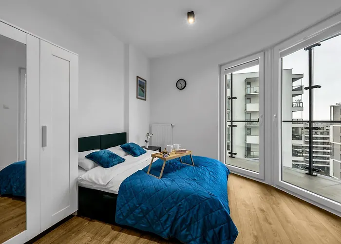 Lejlighed Wola - 9th Floor With Balcony - By Rentujemy Warszawa