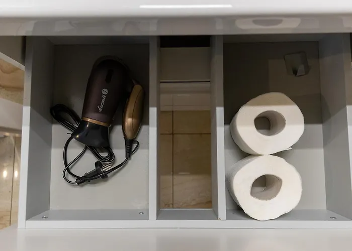 Lejlighed Wola - 9th Floor With Balcony - By Rentujemy